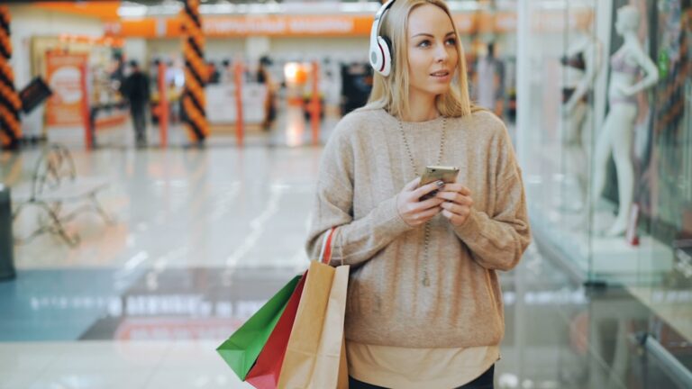 Navigating NovaitBazaar: Tips for a Seamless Shopping Experience